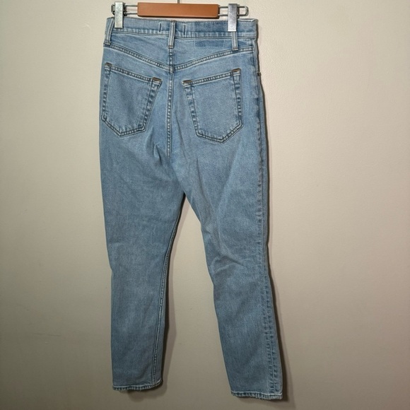 Abercrombie & Fitch The 90s Slim Straight Ultra  High Rise 26 - Picture 6 of 6